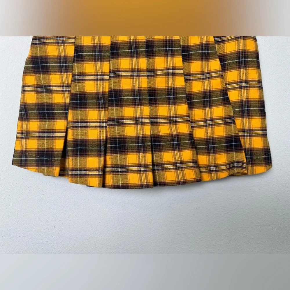 Yellow Plaid Clueless Style Pleated Mini Skirt‎ Size Medium